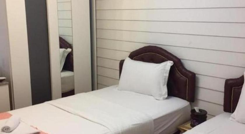 Ban Thungdang Housetel Hotel 2*