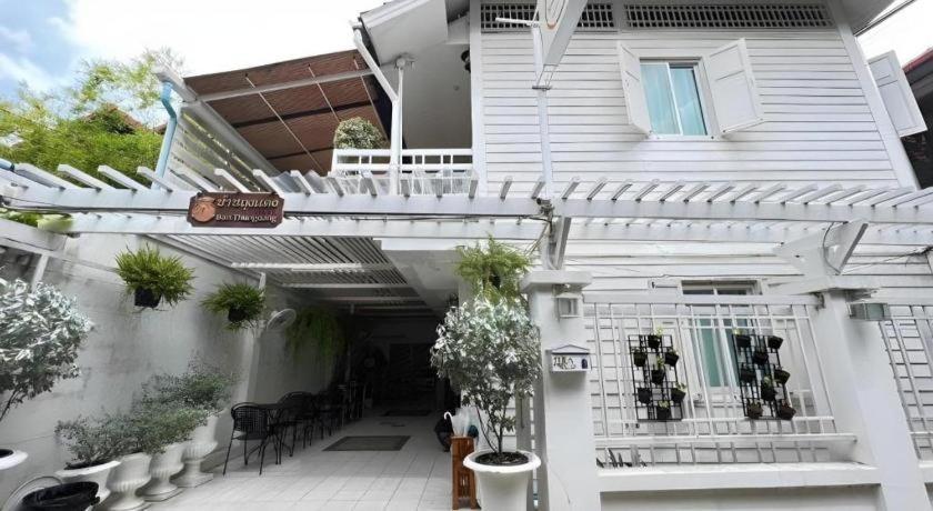 Ban Thungdang Housetel