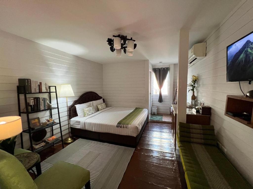 Ban Thungdang Housetel