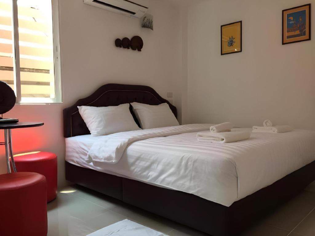 Ban Thungdang Housetel Hotel 2*