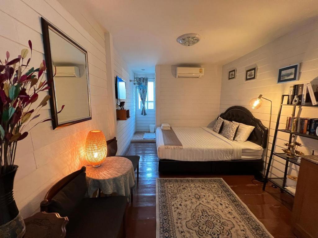 Ban Thungdang Housetel 2* Bangkok