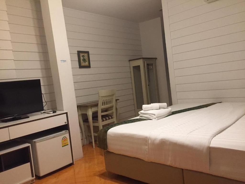 Ban Thungdang Housetel Bangkok